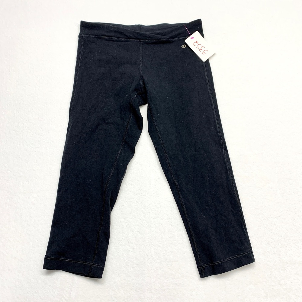 Lululemon Low Rise Crop Leggings Womens Size 4 Black Capri Yoga Activewear Pants
